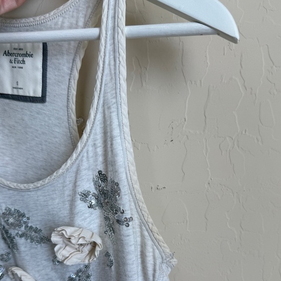 A&F Y2K Tank Top Tunic Racerback Sequin Cotton Beaded Flower Appliqué Small - Picture 8 of 10